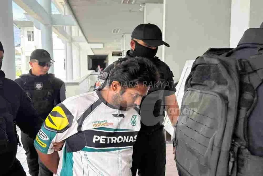 Saiful Izzhammengaku tidak bersalah atas pertuduhan dibacakan ke atasnya.