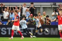 Messi muncul watak utama ketika membantu Argentina menewaskan Austria 2-0 di Dallas. Foto: Agensi 