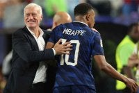 Deschamps berpuas hati dengan sumbangan Mbapp dalam perlawanan menentang Iraq di Stadium Philadelphia. Foto: Agensi