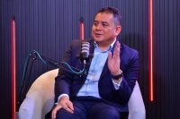 “Ada satu syarikat lagi berhasil menemukan kaedah mempercepat proses fotosintesis. Syarikat-syarikat beginilah yang sama ada menjadi pemangkin ekonomi industri sedia ada ataupun tidak mustahil wujudkan industri baharu.ˮ- Mohamad Nizar
