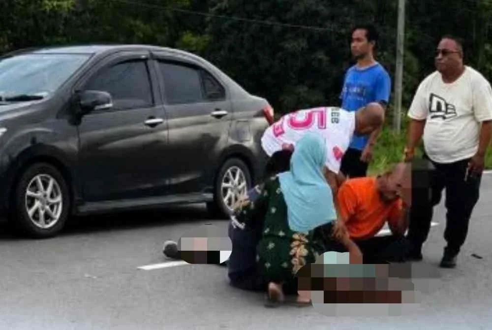 Siasatan awal mendapati mangsa dipercayai tiba-tiba berlari melintas jalan sebelum bergesel dengan sebuah Perodua Bezza.