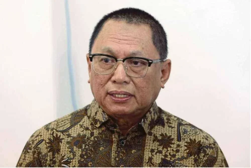 ‘Kamu orang muda yang bagi contoh salah tentang makna kesetiaan’ – Puad Zarkashi ‘Kamu orang muda yang bagi contoh salah tentang makna kesetiaan’ – Puad Zarkashi