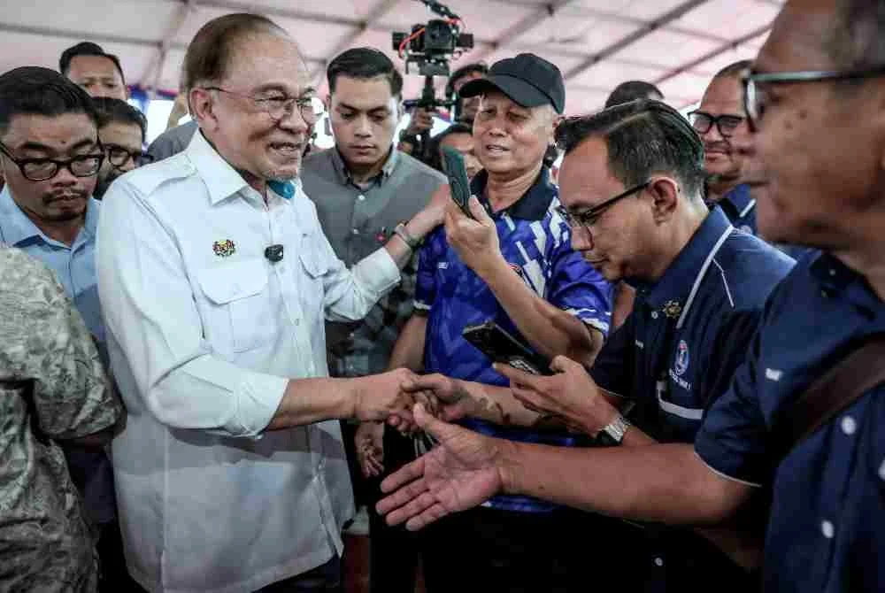 PM lulus kenaikan geran tahunan KRT kepada RM10,000 PM lulus kenaikan geran tahunan KRT kepada RM10,000