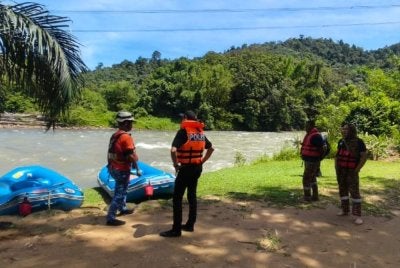 Operasi pencarian mangsa dilakukan di sungai Kampung Mandalipau, Papar.