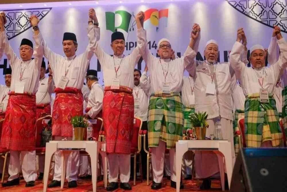 Suatu ketika dahulu, Pas dan UMNO pernah berada dalam satu kerangka kerjasama yang dikenali sebagai Muafakat Nasional.