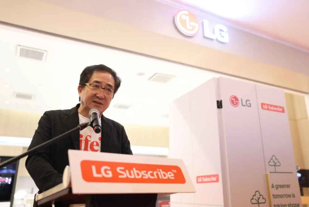 Pengarah Urusan LG Electronics Malaysia, Justin Choi berkongsi visi di sebalik LG Subscribe yang menawarkan pemilikan peralatan rumah lebih fleksibel dan mudah diakses ketika majlis pembukaan LG Subscribe Brand Store ke-130 di Sunway Pyramid.