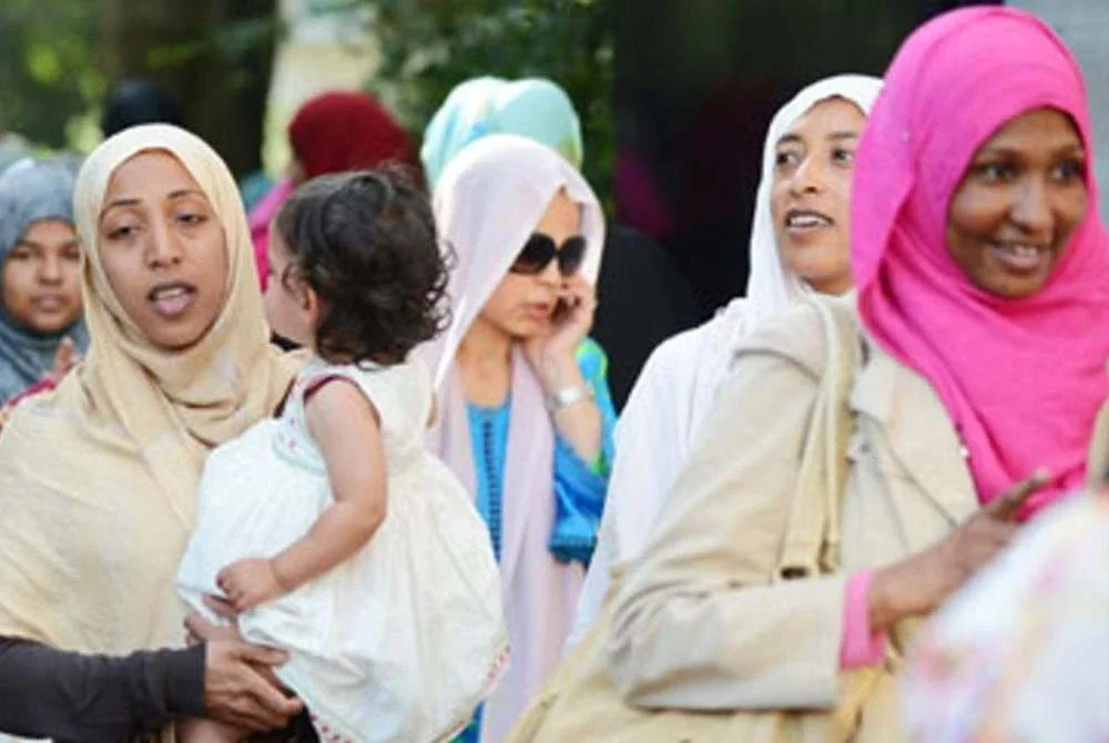 Komuniti Muslim menyumbang kira-kira lima peratus daripada populasi di negara Scandinavia tersebut. Foto: Agensi