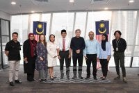 Kunjungan hormat pihak Astro Malaysia Holdings Berhad diketuai GCEO yang baharu dilantik, Henry Tan dan perbincangan bersama barisan pimpinan Jabatan Penyiaran Malaysia diketuai Ketua Pengarah Penyiaran Malaysia, Ashwad Ismail berlangsung di Menara Angkasapuri pada 16 Jun lalu.