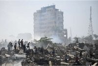 Kumpulan sukarelawan yang melancarkan operasi SAR sendiri di Caraballeda, La Guaira.