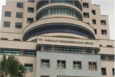Penjawat awam boleh bekerja dua hari di rumah atau lokasi alternatif yang diluluskan oleh ketua jabatan dan tiga hari di pejabat tertakluk kepada keperluan perkhidmatan.