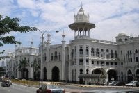 The Heritage Colours Festival selama tiga hari bermula Jumaat hingga Ahad di Stesen Keretapi Kuala Lumpur bagi menghidupkan semula bangunan warisan ikonik itu sebagai ruang komuniti yang lebih dinamik dan mesra pengunjung.
