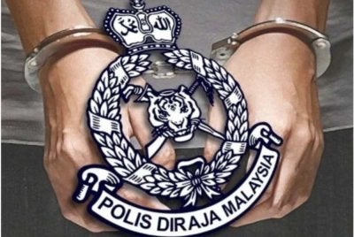 Seorang lelaki tempatan berumur 21 tahun yang disyaki terbabit dalam kejadian itu ditahan pada jam 8.45 malam hari sama.