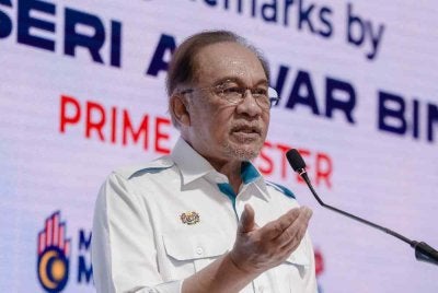 Anwar berucap pada Majlis Penutupan Rasmi MyDrone Expo 2026 di Taman Ekspo Agro Malaysia Serdang (MAEPS) pada Sabtu. Foto Bernama