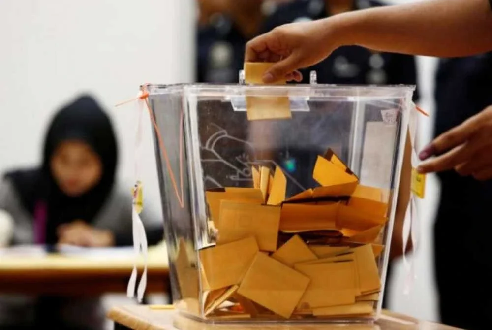 Realiti politik di dunia adimaya sejak dulu bukan lagi tentang perjuangan ideologi atau kesejahteraan kalian. Foto hiasan
