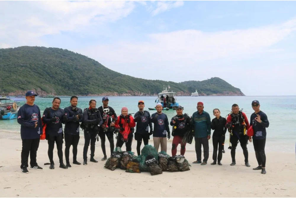 Program ini menghimpunkan lebih 100 sukarelawan tempatan dan antarabangsa.