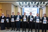 Pengerusi Eksekutif Kumpulan MGB Berhad, Tan Sri Ir. (Dr.) Lim Hock San, JP, (keempat dari kanan), bersama Ahli Lembaga Pengarah pada Mesyuarat Agung Tahunan (AGM) Ke-24 yang diadakan pada 19 Jun 2026, di mana para pemegang saham telah meluluskan dividen Kumpulan bagi TK2025.