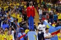 Mboladinga berdiri dan tidak bergerak sepanjang 90 minit semasa perlawanan peringkat kumpulan membabitkan Congo dan Colombia di Guadalajara, Mexico pada 24 Jun lalu. Foto: Agensi