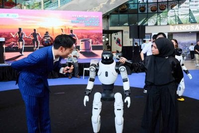 Always Robots menyasarkan sektor peruncitan, pendidikan, perkhidmatan komersial serta industri acara dan hiburan bagi memperluaskan penggunaan teknologi robotik di negara ini.
