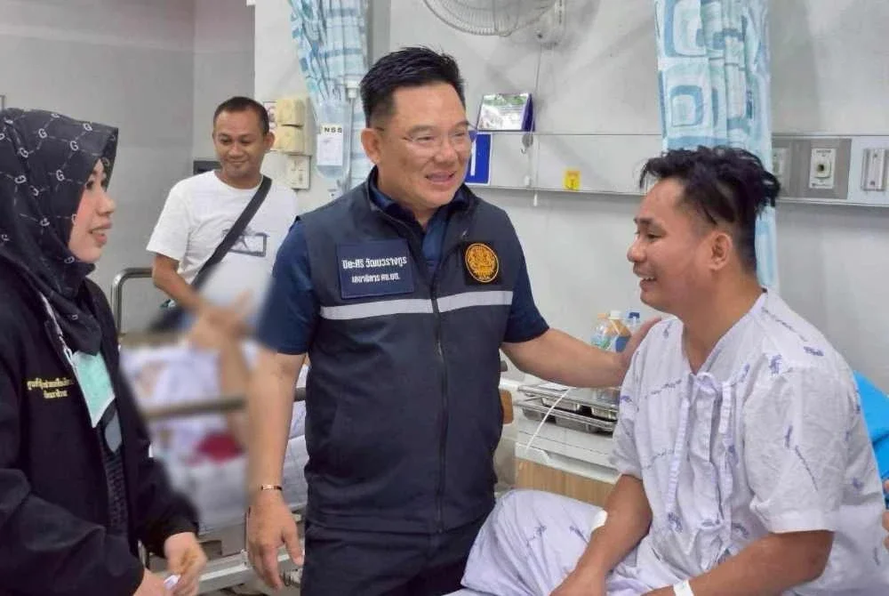 Muhammad Yusri mengalami cedera ringan turut menerima rawatan di HRPZ II. Foto tular