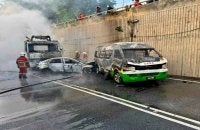 Kemalangan melibatkan lima buah kenderaan di Udini Underpass pada Mei lalu. Foto: Ihsan bomba