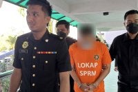 Seorang pegawai kanan agensi penguat kuasa direman untuk membantu siasatan kes rasuah RM50,000. Foto: SPRM