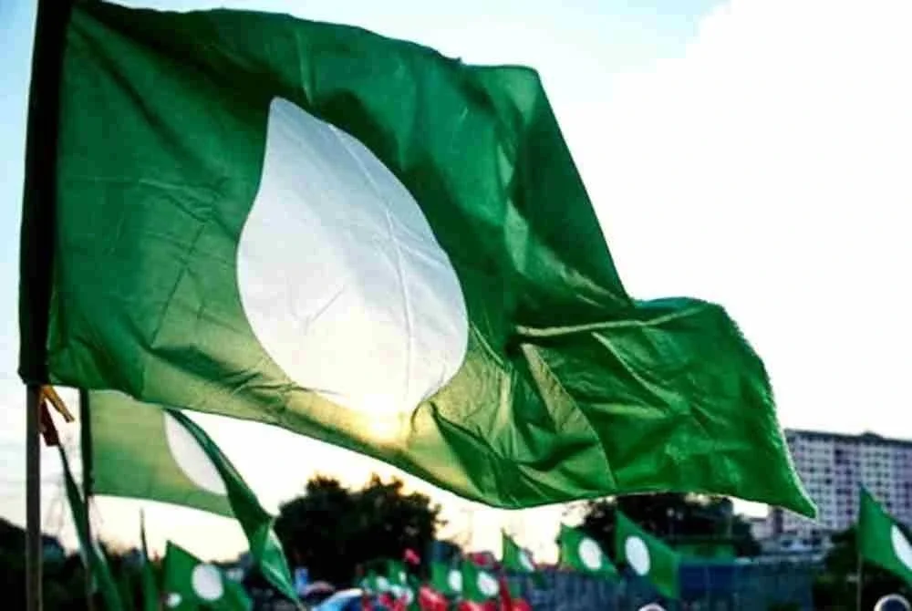 Pas yang mengeluarkan arahan kepada ahli dan penyokongnya untuk mengundi calon BN di kerusi DUN yang tidak ditandingi PN pada PRN Johor ke-16.
