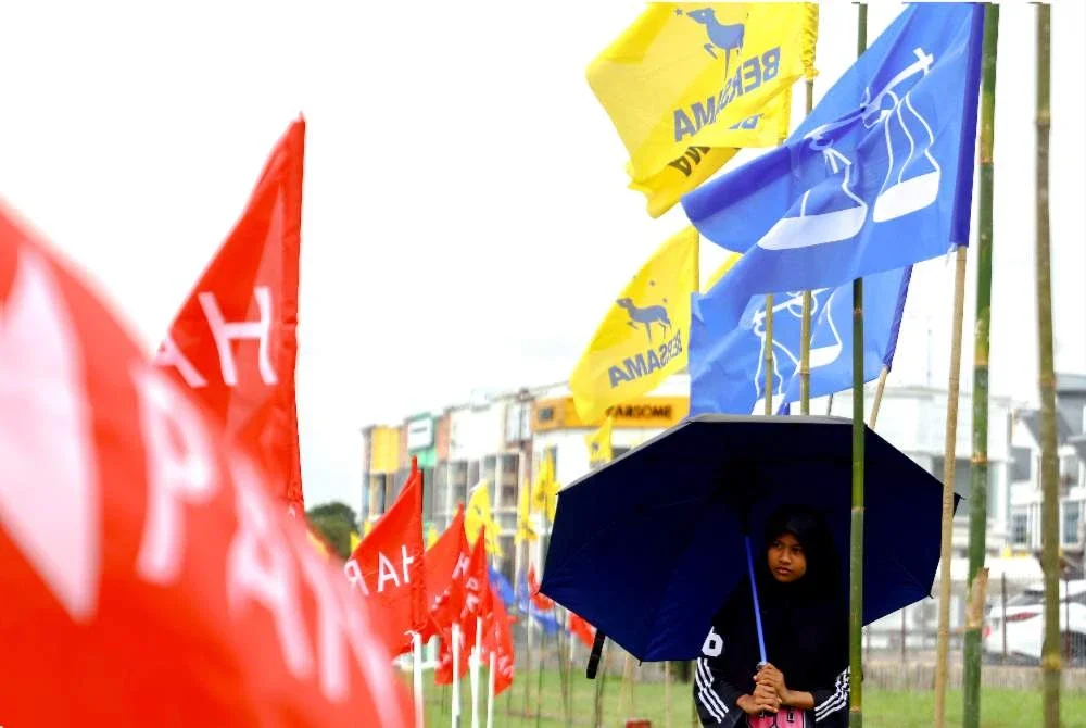 Menurut Azrie, sesebuah parti boleh bertanding secara bebas bagi menguji kekuatan politiknya, namun masih berupaya bekerjasama selepas pilihan raya sekiranya keadaan memerlukan pembentukan kerajaan campuran. Foto: Bernama