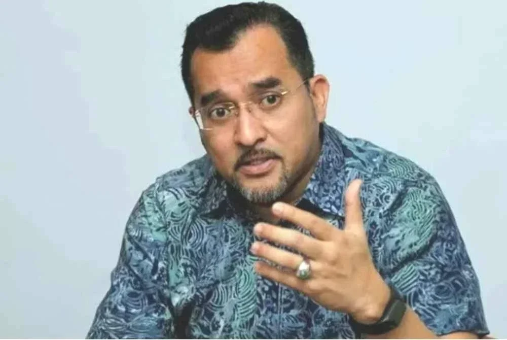 Asyraf Wajdi persoal kenapa pimpinan PH ‘sentap’, ‘meroyan’ bila Pas sokong BN? Asyraf Wajdi persoal kenapa pimpinan PH ‘sentap’, ‘meroyan’ bila Pas sokong BN?