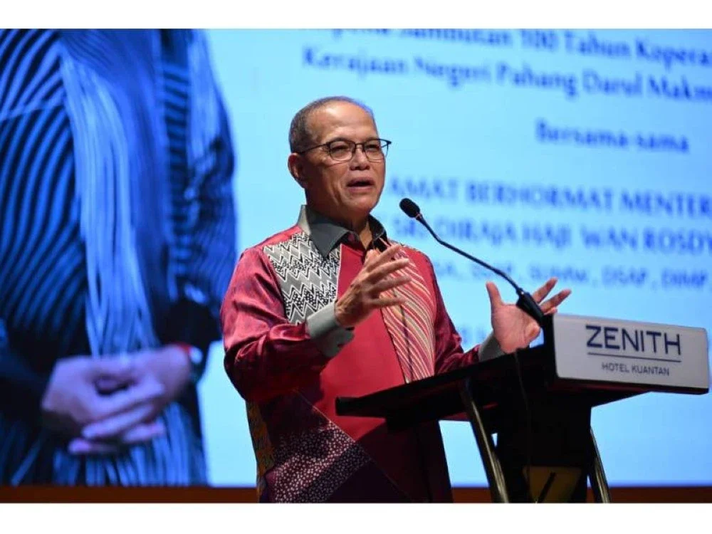 Menteri Besar Pahang, Datuk Seri Wan Rosdy Wan Ismail berkata, perkembangan itu sekali gus meletakkan Pahang pada landasan betul untuk mengulangi kejayaan kutipan lebih RM1 bilion yang direkodkan empat tahun berturut-turut sejak 2022.