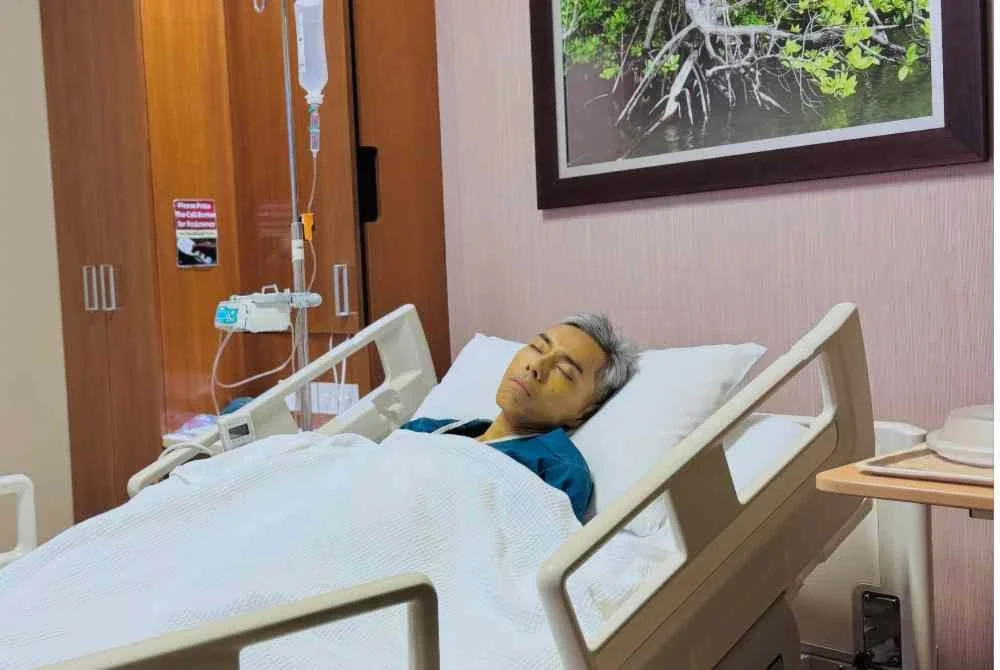 Semakan di laman Facebook dan Instagram Hafeez mendapati hantaran terakhir adalah pada 22 Jun lalu, memberitahu beliau sedang menjalani rawatan di hospital, dan tidak boleh menerima sebarang lawatan.