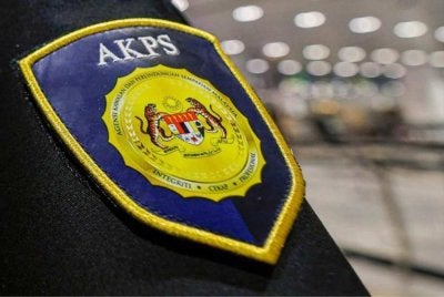 AKPS berjaya menggagalkan cubaan menyeludup keluar dadah jenis bunga ganja dianggarkan bernilai RM1.69 juta menerusi pemeriksaan bagasi daftar masuk di KLIA Terminal 1 pada Isnin. - Gambar hiasan