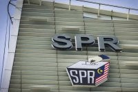 SPR menerima sebanyak 305 laporan dan aduan membabitkan pelbagai kesalahan sepanjang tempoh berkempen bagi PRN Johor ke-16. - FOTO: Bernama