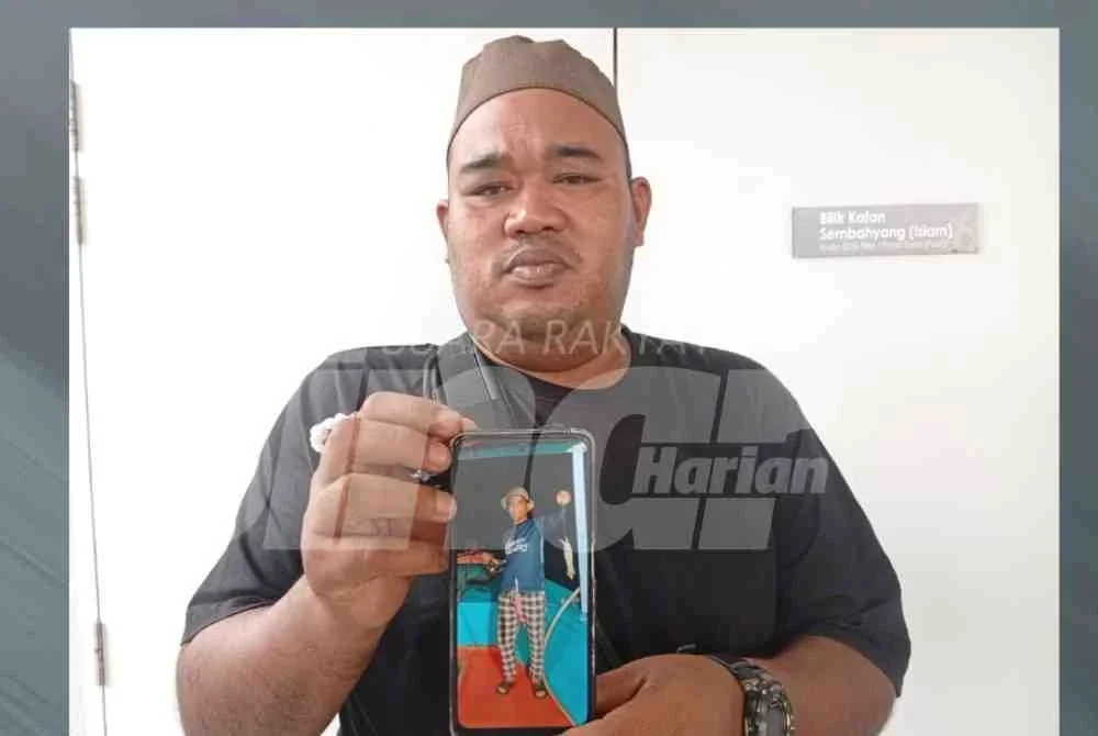 Ahmad Firdaus.