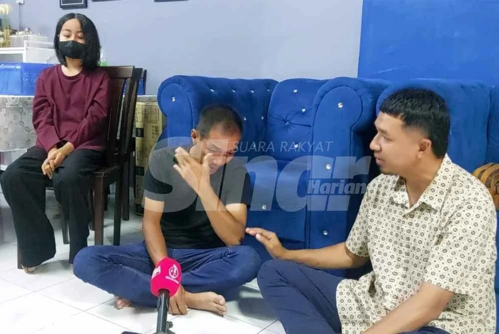 Mohd Sabri sebak ketika menceritakan kisah Nur Arissa yang menderita akibat leukemia.