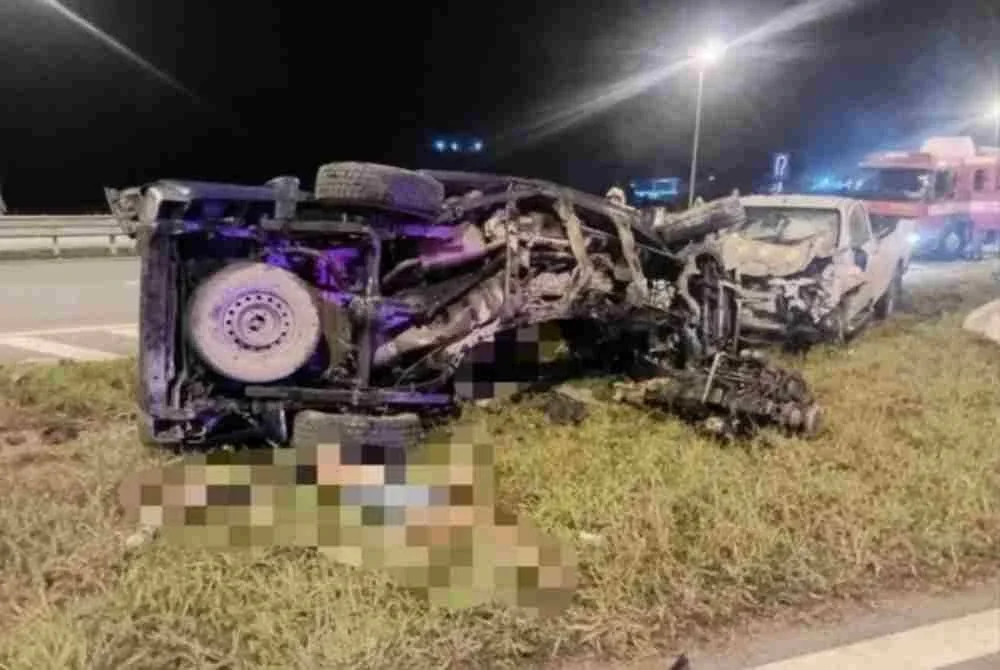 Tiga lelaki maut manakala seorang lagi cedera ringan dalam nahas membabitkan dua kenderaan pacuan empat roda di pusingan ‘P’ Lebuhraya Pan Borneo Sarikei-Sibu malam ini.