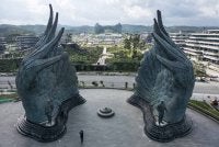 Pemandangan dari udara menunjukkan Taman Kusuma Bangsa di Ibu Kota Nusantara ibu negara baharu Indonesia yang sedang dibangunkan di Kalimantan Timur. - FOTO: AFP