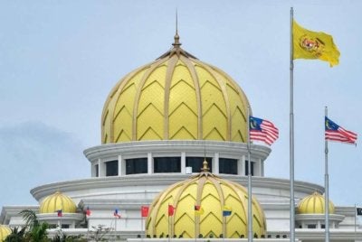 Sistem beraja kita akan dipertahankan seperti yang termaktub dalam Perlembagaan. 