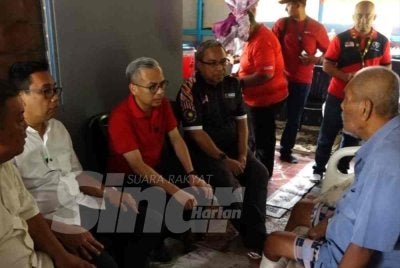 Fahmi ketika program Ziarah Kasih Kementerian Komunikasi pada Ahad.