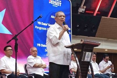 Saifuddin berucap pada Himpunan Reset Johor di Pusat Konvensyen Danga Bay Johor Bahru.