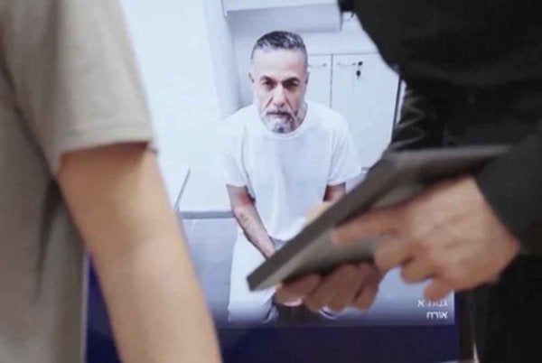 Dr Hussam dilaporkan mengalami kecederaan baharu yang serius termasuk lebam di kepala, sekitar mata, telinga dan leher sehingga sukar untuk dikenal pasti. Foto Reuters