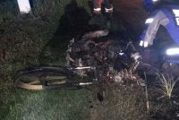 Keadaan motosikal mangsa selepas kemalangan di Penampang pada Isnin. 