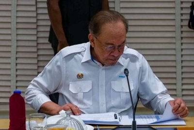 Anwar mempengerusikan Mesyuarat Lembaga Tatakelola Dewan Kenegaraan pada Isnin. Foto: FB Anwar Ibrahim