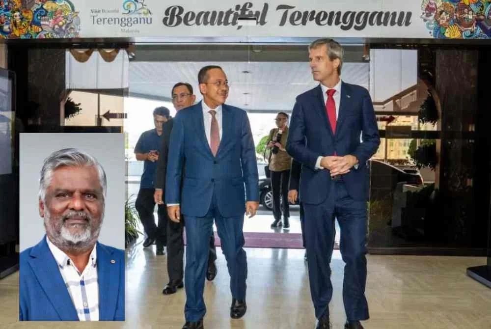 Hubungan antara kerajaan negeri Terengganu dengan komuniti antarabangsa bukan lagi sekadar pelengkap kepada pentadbiran. Gambar kecil: Prof. Dr. Baharom Abdul Hamid 