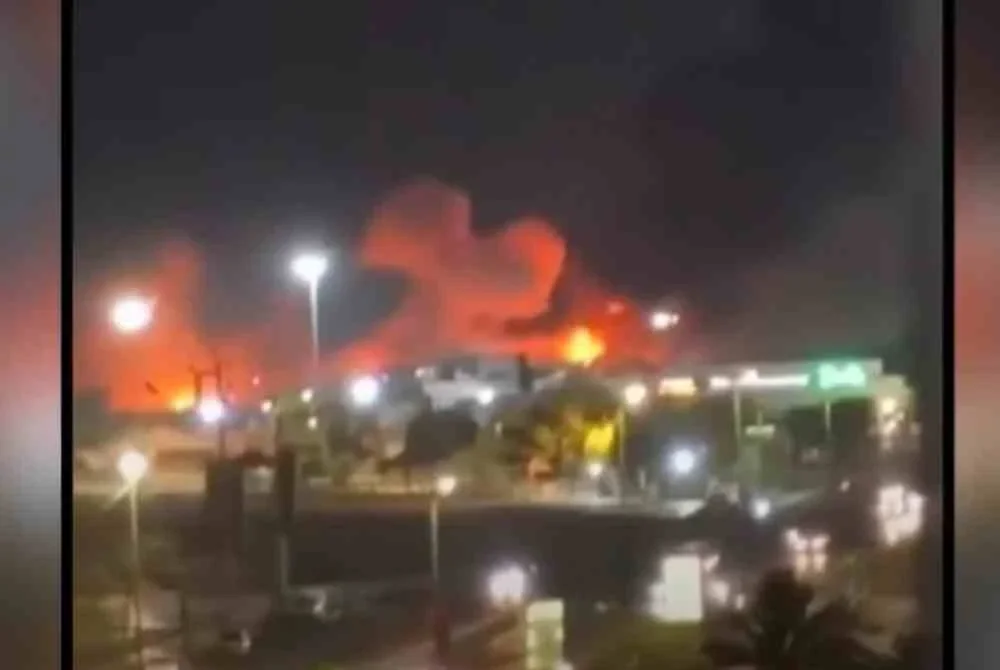 Tentera Amerika Syarikat melancarkan serangan baharu ke atas Iran pada Selasa sebagai tindak balas terhadap serangan yang didakwa dilakukan Teheran ke atas kapal-kapal dagang di Selat Hormuz, menurut kenyataan CENTCOM. Foto: NBC NEWS.