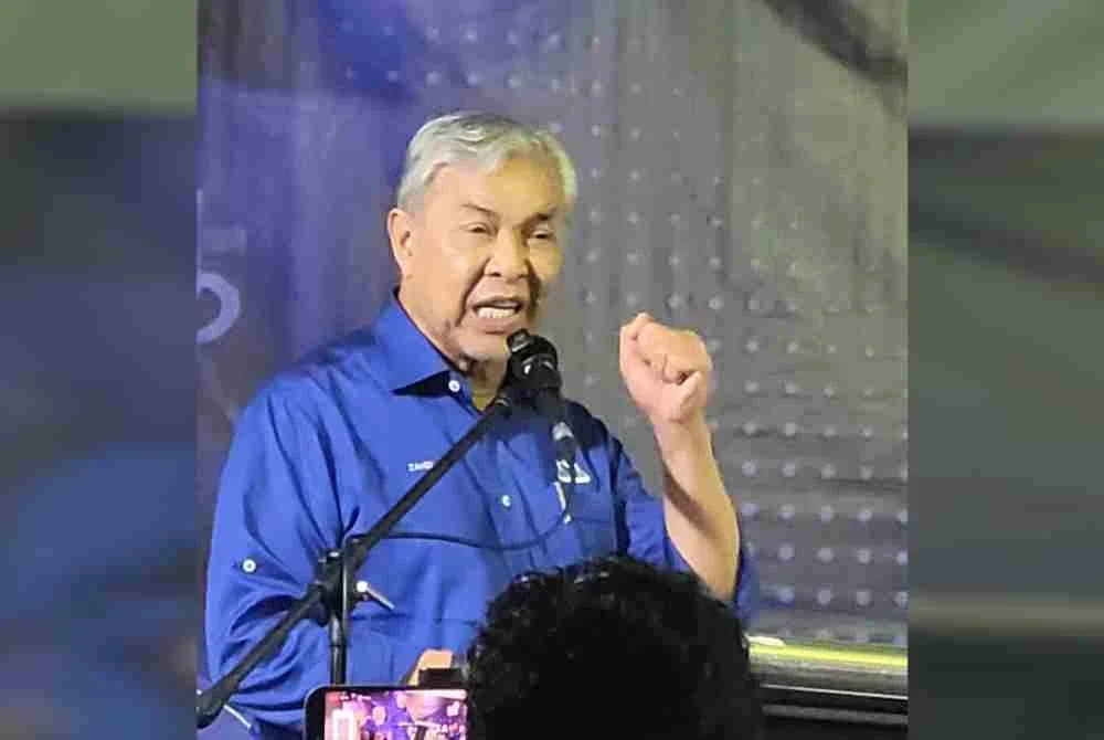 ‘Onn Hafiz bukan pengkhianat’ – Zahid Hamidi ‘Onn Hafiz bukan pengkhianat’ – Zahid Hamidi