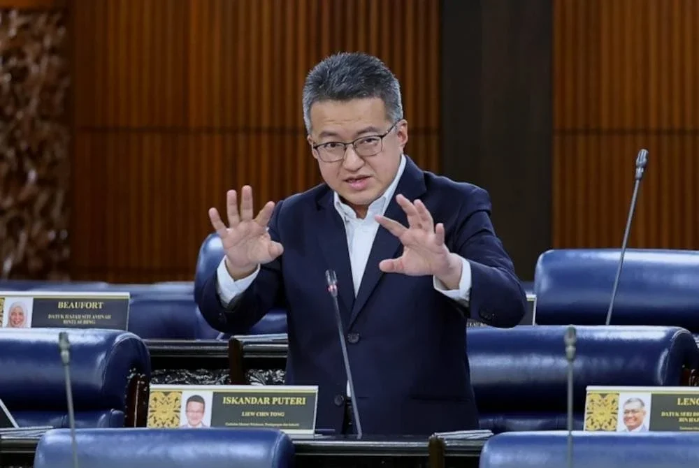 Liew Chin Tong.