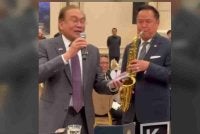 Persembahan Anwar dan Anutin mencuri perhatian. Foto Khaosod English.