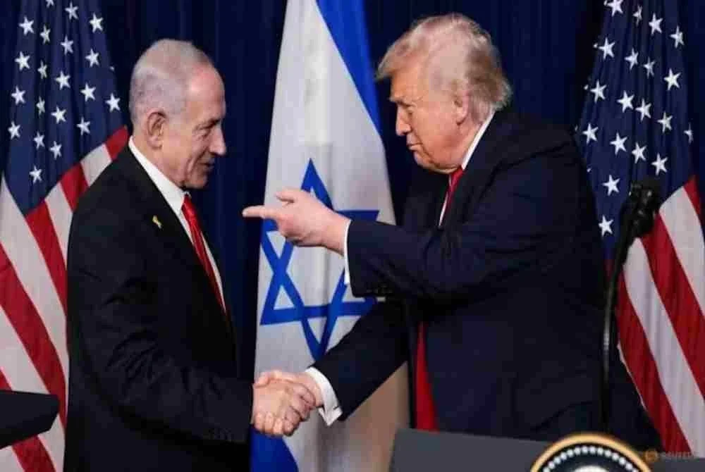 Hubungan Perdana Menteri Israel, Benjamin Netanyahu (kiri) dan Trump 'kembali rancak' sejak Washington melancarkan operasi ketenteraan terbaharu ke atas Teheran.