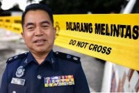 Ahmad berkata, suspek berusia 13 tahun beberapa kali dibaling ais oleh rakan sekolah menyebabkannya berang bertindak demikian.
