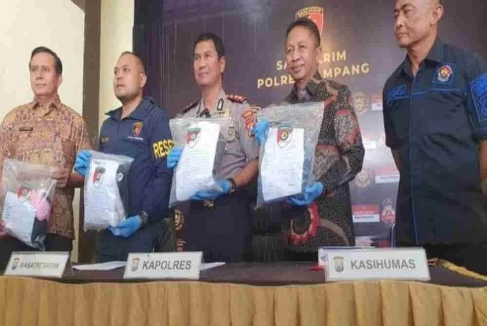 Seramai 12 suspek telah ditahan manakala 15 yang lain masih diburu. Foto Agensi